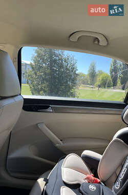 Седан Volkswagen Passat 2016 в 