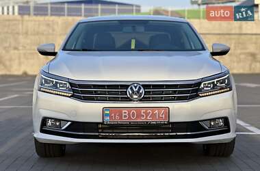 Седан Volkswagen Passat 2017 в 