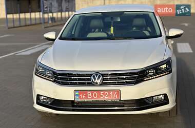 Седан Volkswagen Passat 2017 в 