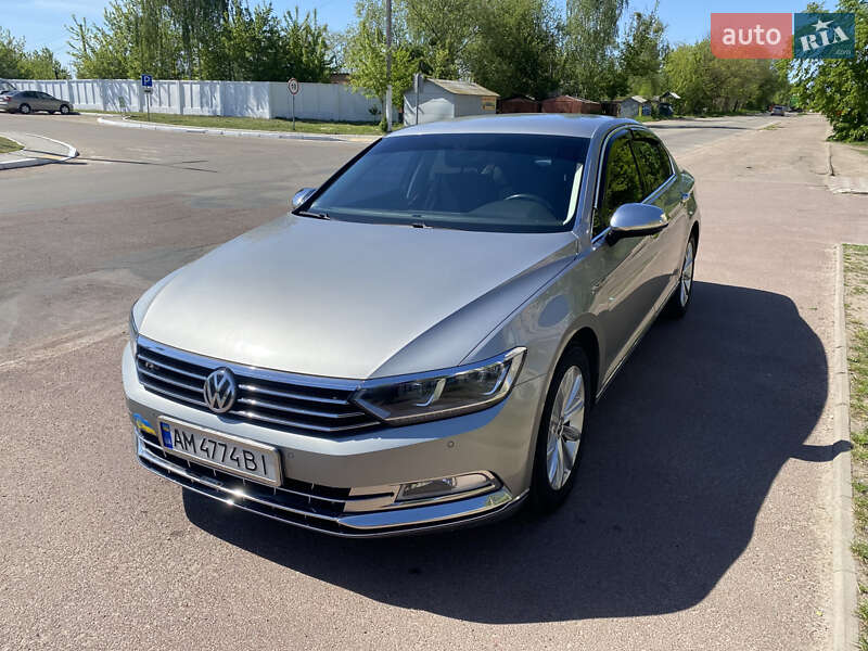 Седан Volkswagen Passat 2016 в Коростене