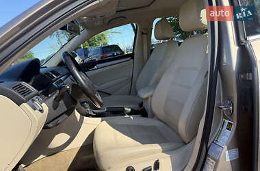 Седан Volkswagen Passat 2015 в 