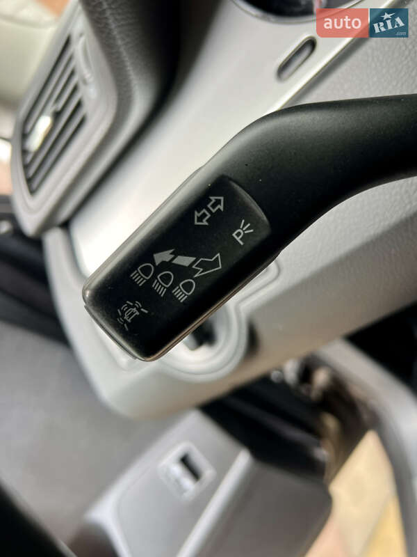 Універсал Volkswagen Passat 2010 в Валках