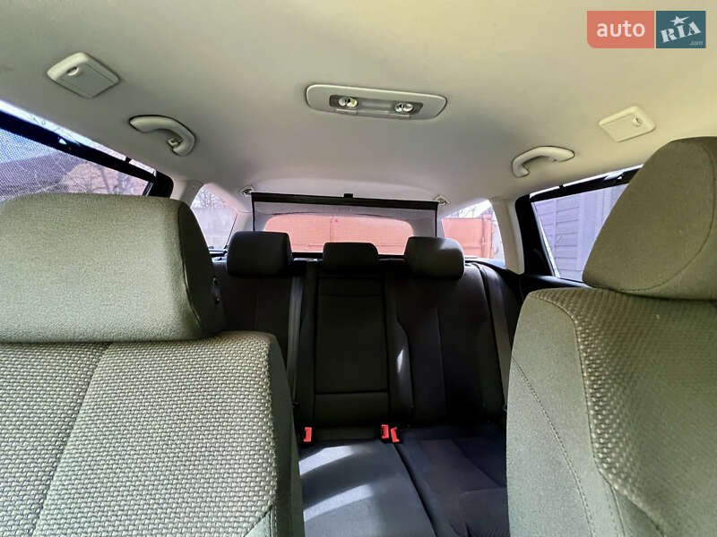 Універсал Volkswagen Passat 2010 в Валках