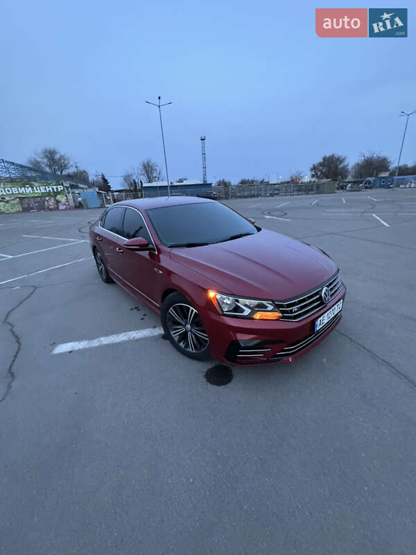 Седан Volkswagen Passat 2016 в Днепре фото 4 Седан Volkswagen Passat 2016 в Днепре
