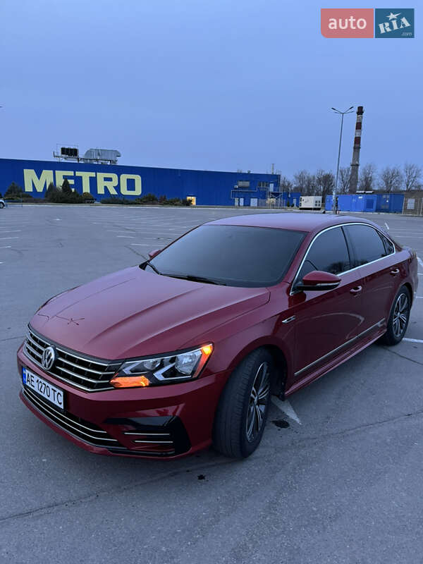 Седан Volkswagen Passat 2016 в Днепре фото 21 Седан Volkswagen Passat 2016 в Днепре