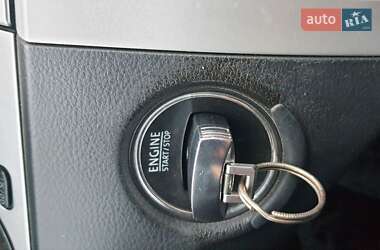 Универсал Volkswagen Passat 2009 в 