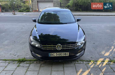 Седан Volkswagen Passat 2013 в Львове