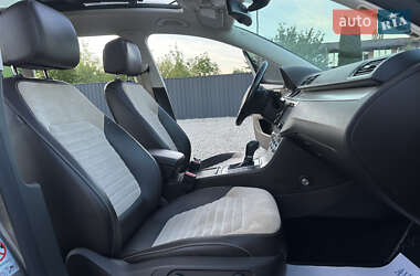 Універсал Volkswagen Passat 2012 в 