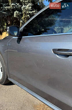 Седан Volkswagen Passat 2015 в 