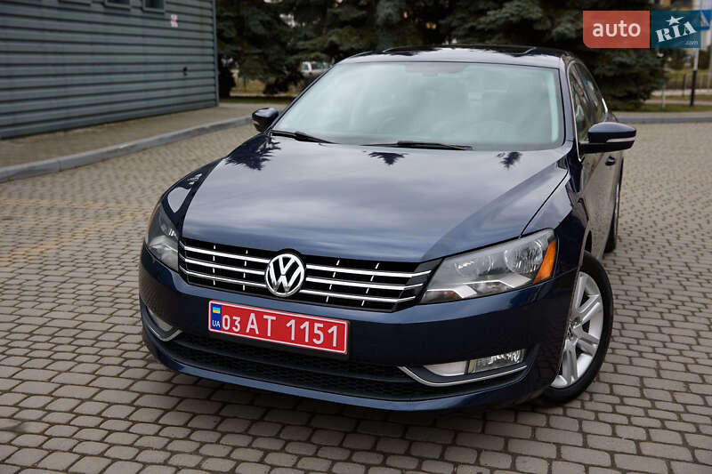 Седан Volkswagen Passat 2014 в Ивано-Франковске