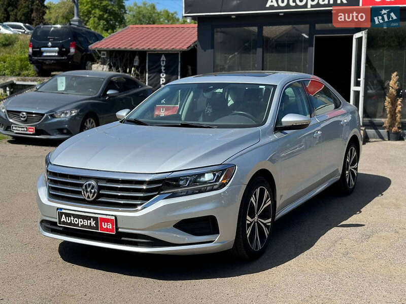 Volkswagen Passat 2021