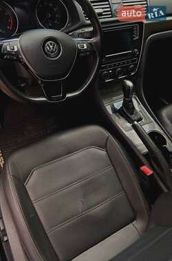 Седан Volkswagen Passat 2016 в 