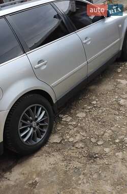 Универсал Volkswagen Passat 2002 в Ивано-Франковске