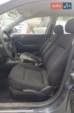 Универсал Volkswagen Passat 2001 в 