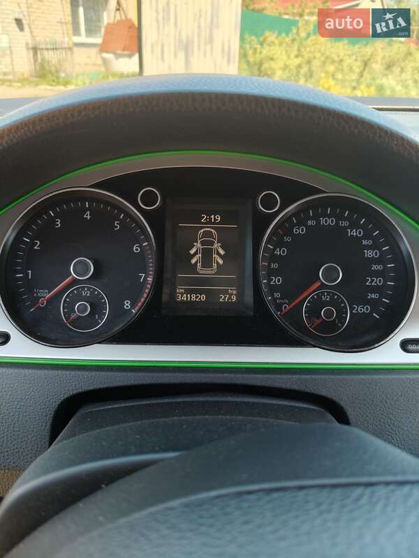 Универсал Volkswagen Passat 2010 в Вольнянске