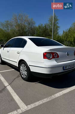 Седан Volkswagen Passat 2006 в Запоріжжі