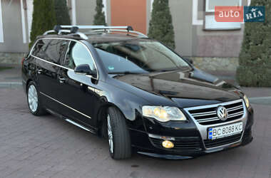 Універсал Volkswagen Passat 2009 в 