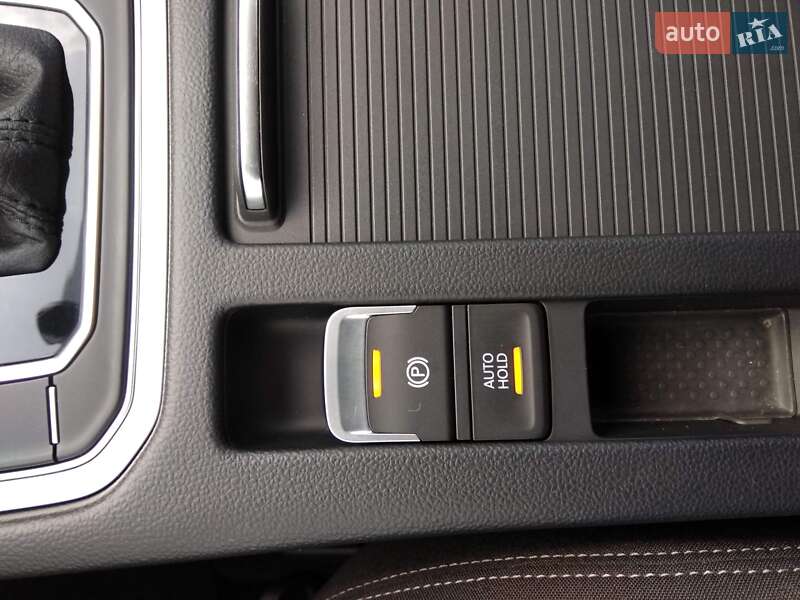 Универсал Volkswagen Passat 2015 в Хмельницком фото 46 Универсал Volkswagen Passat 2015 в Хмельницком