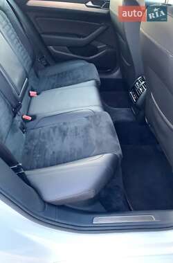 Универсал Volkswagen Passat 2016 в 