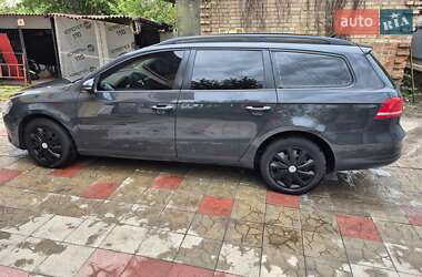 Універсал Volkswagen Passat 2011 в Києві