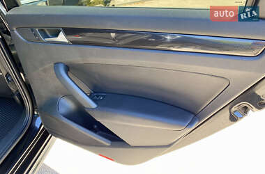 Седан Volkswagen Passat 2011 в 