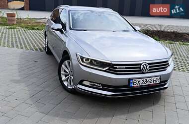 Универсал Volkswagen Passat 2018 в Хмельницком