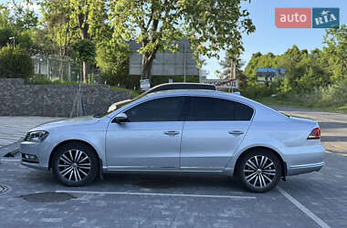 Седан Volkswagen Passat 2012 в 