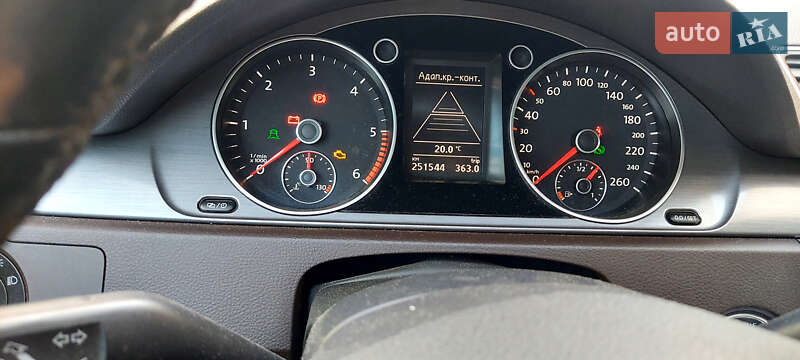 Универсал Volkswagen Passat 2012 в Бердичеве