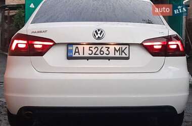 Седан Volkswagen Passat 2012 в 