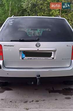 Універсал Volkswagen Passat 2000 в 