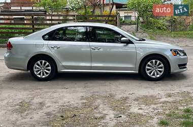 Седан Volkswagen Passat 2014 в 
