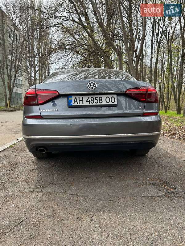 Седан Volkswagen Passat 2018 в Черкассах