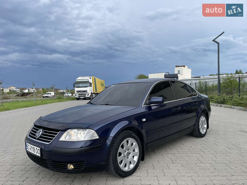 Седан Volkswagen Passat 2002 в 