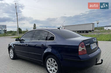 Седан Volkswagen Passat 2002 в 