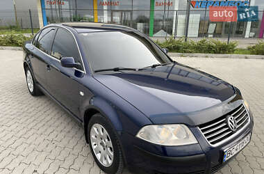 Седан Volkswagen Passat 2002 в 