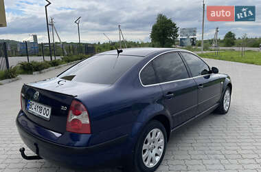 Седан Volkswagen Passat 2002 в 