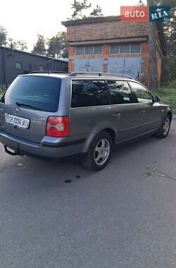 Універсал Volkswagen Passat 2003 в 