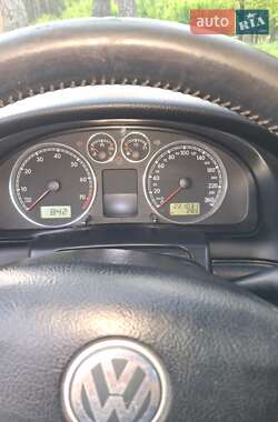 Універсал Volkswagen Passat 2003 в 