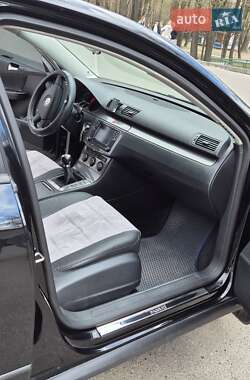 Седан Volkswagen Passat 2007 в 