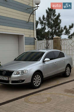 Седан Volkswagen Passat 2010 в Одессе