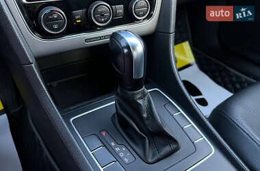 Седан Volkswagen Passat 2016 в 
