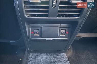 Універсал Volkswagen Passat 2012 в 