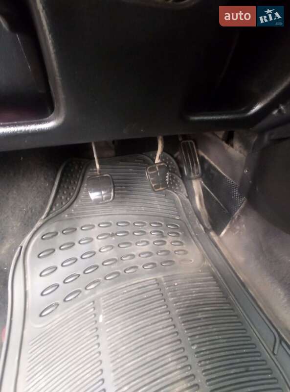 Универсал Volkswagen Passat 1996 в Зняцево