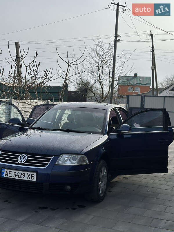 Седан Volkswagen Passat 2003 в Дніпрі