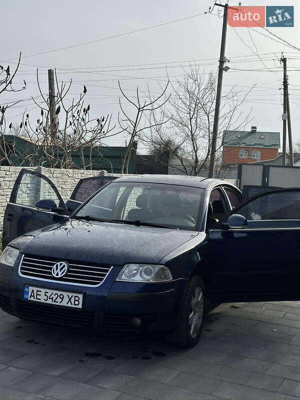 Седан Volkswagen Passat 2003 в Дніпрі