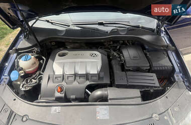 Седан Volkswagen Passat 2007 в 
