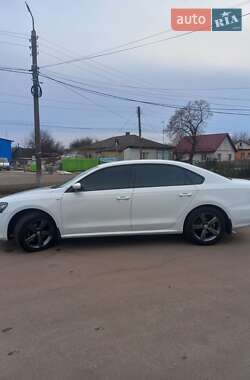 Седан Volkswagen Passat 2014 в 