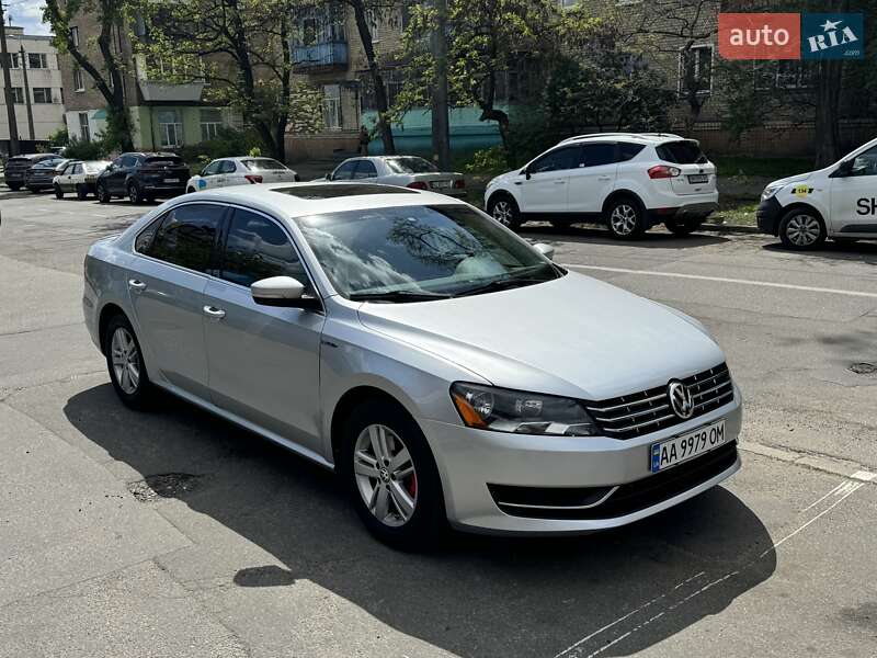 Седан Volkswagen Passat 2014 в 