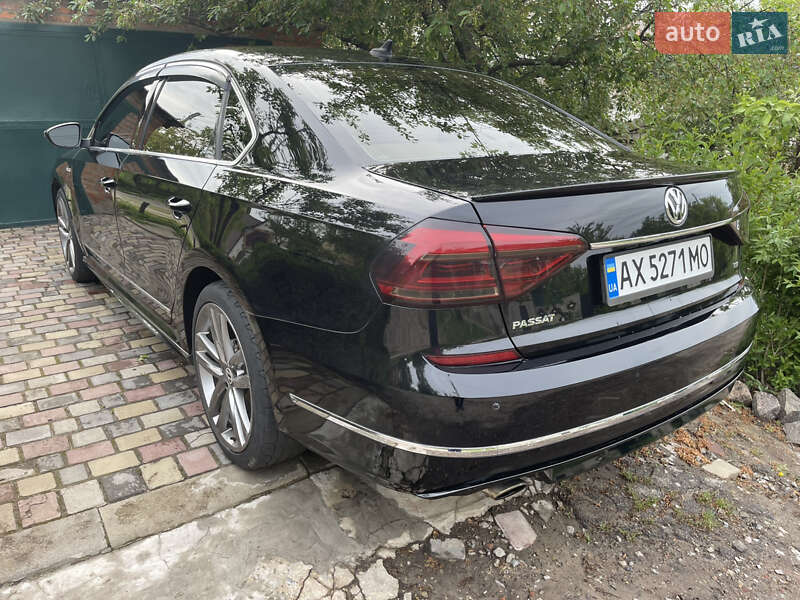 Седан Volkswagen Passat 2017 в Харкові
