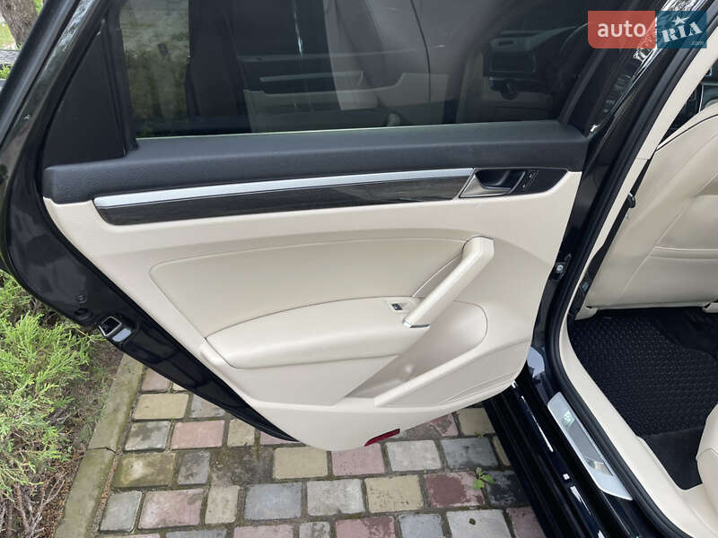 Седан Volkswagen Passat 2017 в Харкові